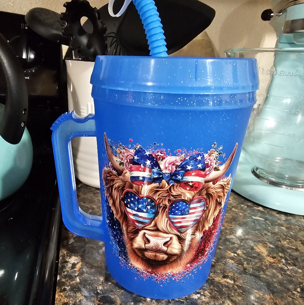 Blue Patriotic Highland Cow 34oz Tumbler with Straw New